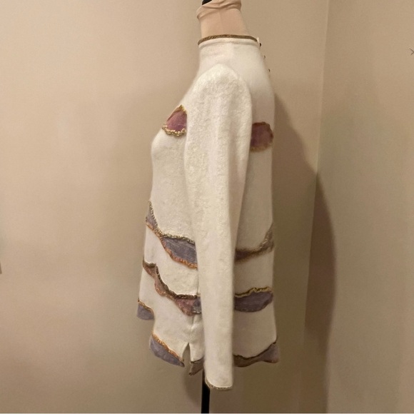 M&K Sculpted Cashmere/mohair Hi-Neck Sweater, ecru w\ Multicolor Accents, M - Picture 3 of 11